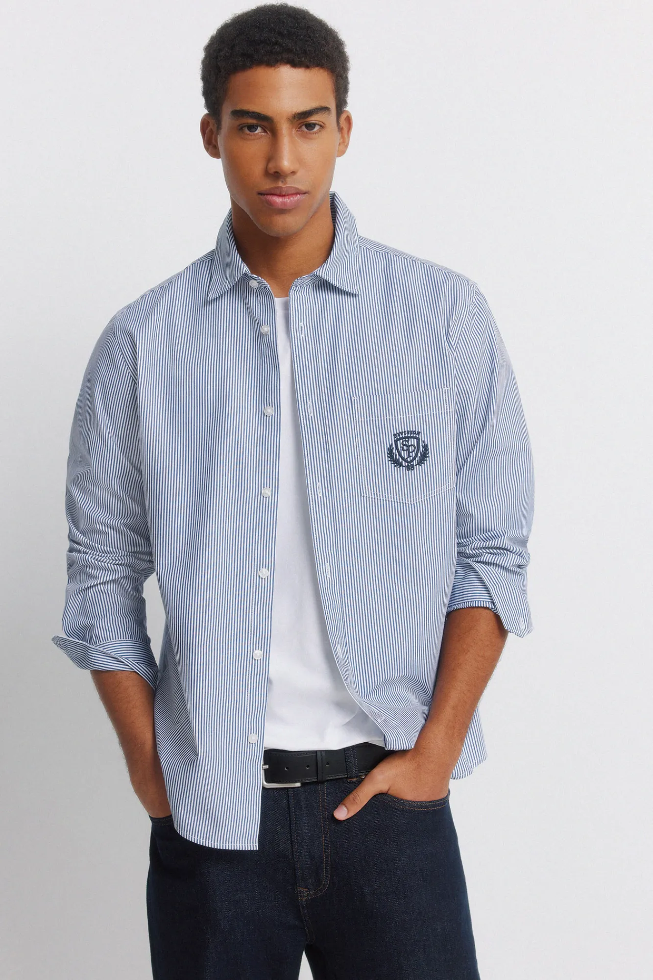 New Springfield Chemise à rayures brodée sur la poche bleu
