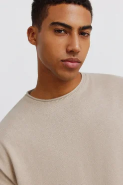 New Springfield Pull ample nude