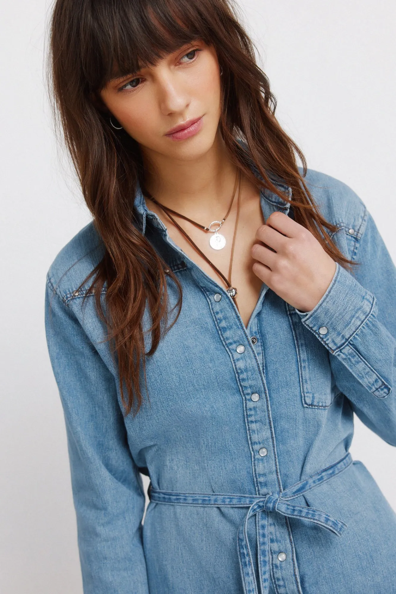 Hot Springfield Robe courte en denim avec ceinture bleu