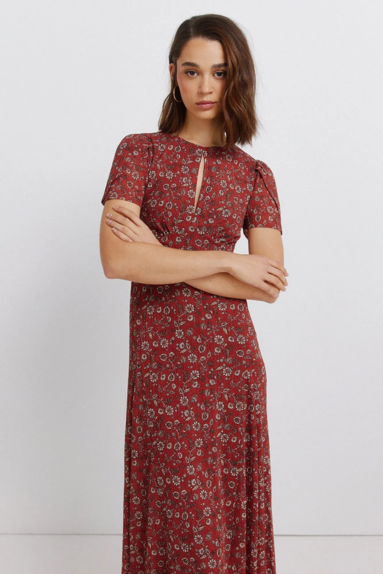 New Springfield Robe midi col choker imprimée bordeaux